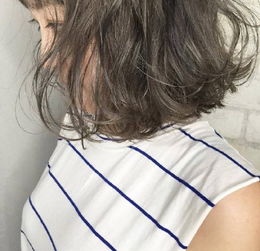 短发女生霸气超拽高清图片2017一剪短发深似海