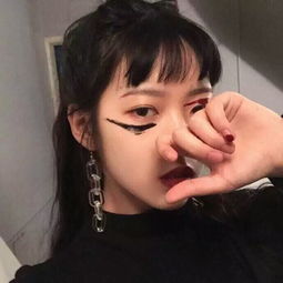 能治愈你的从来不是时间而是明白霸气时尚女生头像