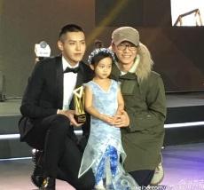 明星八卦李小璐回应周星驰吴亦凡甜馨同框感叹最in的三代人的合影