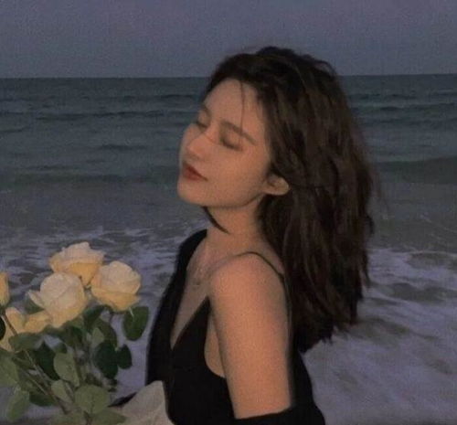 全网超火唯美女生头像霞光相映