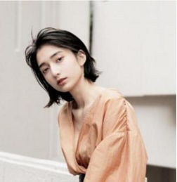 显气质的时尚短发发型彰显御姐女神气质短发发型