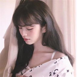 为什么有些女生频繁更换头像,而一部分女生却从不换头像
