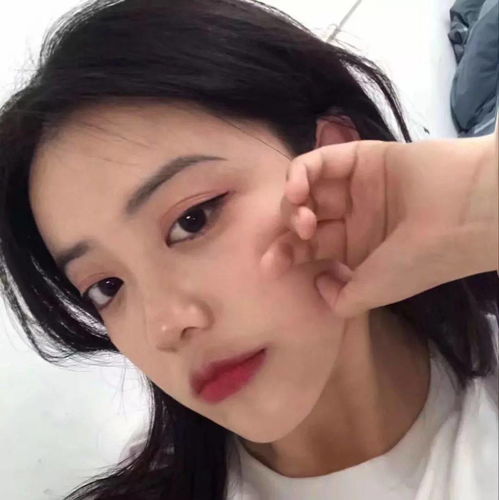 女生头像我这不是胖是可爱到膨胀