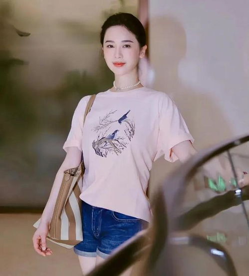 粉色头像女生唯美左小青