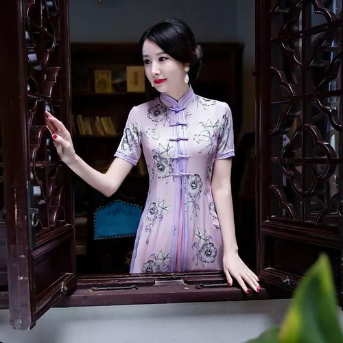 穿这些旗袍逛街,连女人都盯着你看