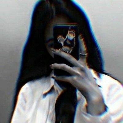 女生拿手机遮脸头像,女生头像图片