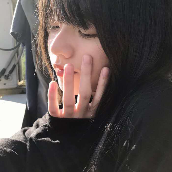 网易云热评如果你喜欢一个人那就先从朋友开始,可以像情侣一样,哪怕