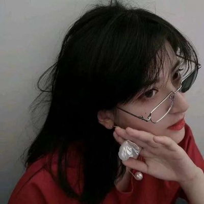 高清好看的个性潮流真人女生头像图片