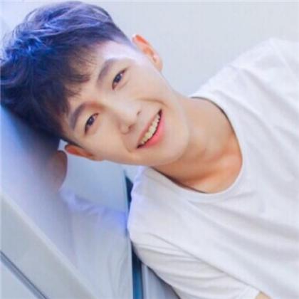容易让女生有好感的男头像,小清新帅到爆的暖男