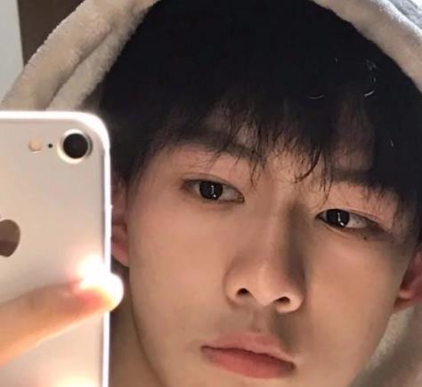 会这样回你消息的男人,显然是已经反感了你,别不知进退