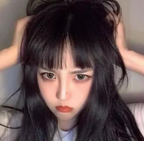 异地恋女生想要放弃你,通常回复这三句,你们离分手不远了