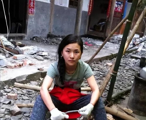 她在汶川地震中丧女失腿,6年后再嫁华裔学霸,现儿女双全很幸福