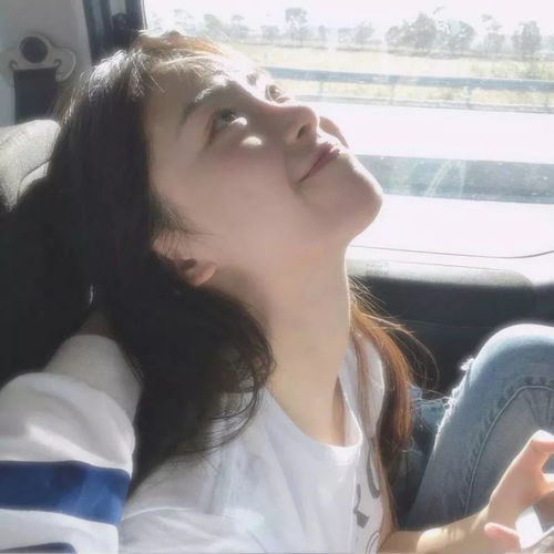 头像世事一场大梦想与你浪费春秋