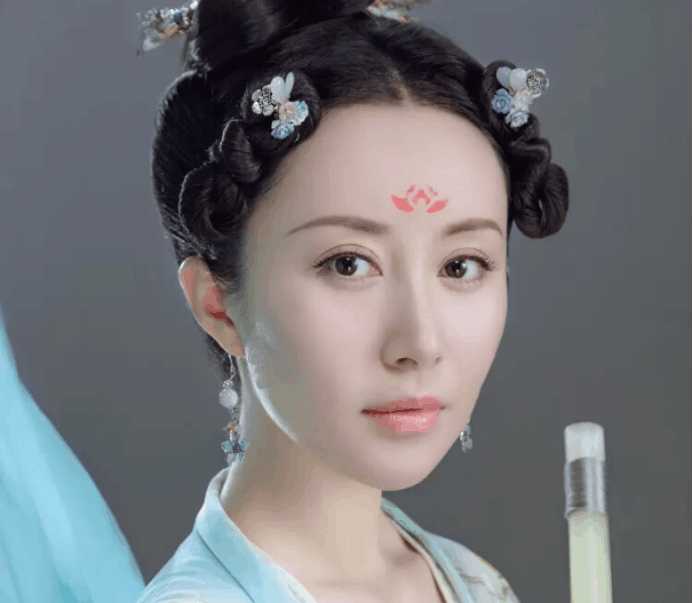 佟丽娅妩媚,杨幂娇俏,女明星有了它简直是美到不行