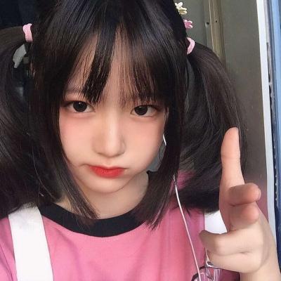 女生头像可爱呆萌真人侧脸,哭哭啼啼想挽留的人