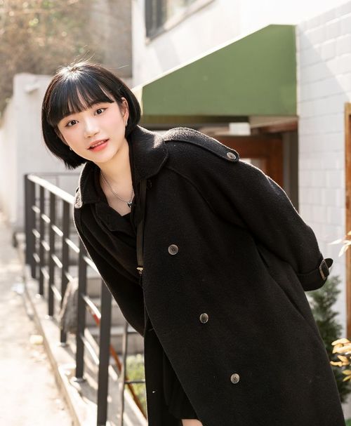 文艺范女生短发,清纯又迷人