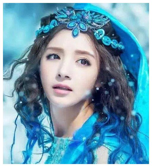 同样是美人鱼,赵丽颖甜美,白冰温柔,而她却惊艳了全国