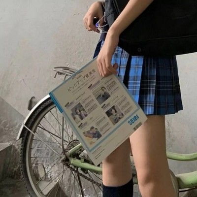 迪士尼公主不露脸女生头像文案