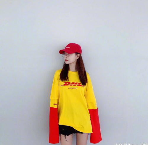 沈梦辰30岁还这么呆萌刘海马尾粉卫衣走机场,说她18岁都不稀奇
