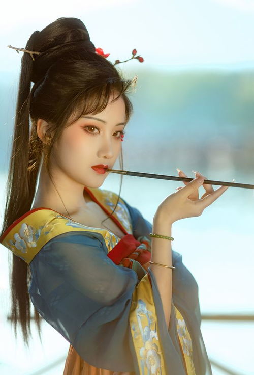 讲真,穿汉服的女孩子真是古典又优雅,美得让人移不开眼