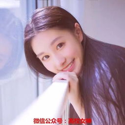 仙气十足的二次元女神,校服照很清纯