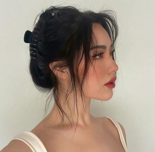 ins头像女冷淡欧美脱发