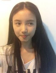 我想找一组15岁女孩的图片要天天都有更新的要真人有么姐姐