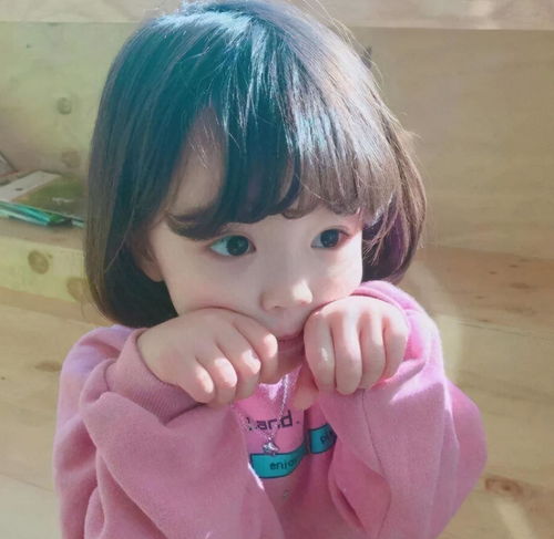 宝妈给女儿取名叫凤九,艾先生哭晕在墙角,艾凤九