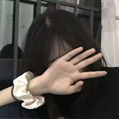 是文案总能让人难过
