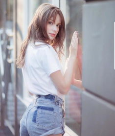 俄罗斯版刘亦菲拥有女生都羡慕的理想颜,因侧脸圈粉无数