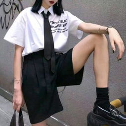 欧美女头像霸气侧面长腿