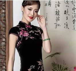 戴翡翠的女人最妩媚可人高贵优雅