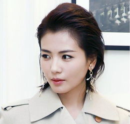 离婚又如何佟丽娅用齐肩短发重拾少女心