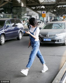 简单头像女生图集背带裤