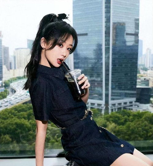 了解杨紫30岁时的穿衣突破,让你见识一下她散发出来的迷人魅力女明星网易订阅