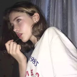 女生头像好看的欧美女生头像
