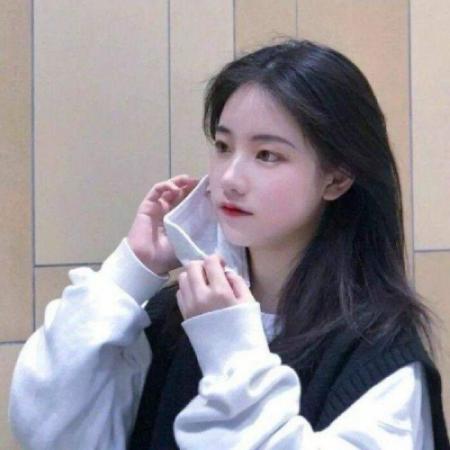 好看的qq女生头像,长发女生让自己变得更漂亮了