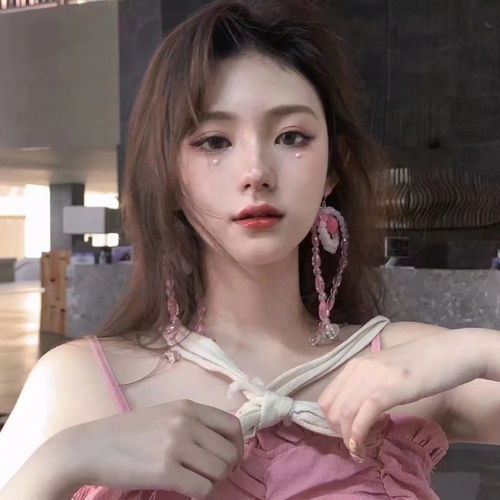 惊鸿一瞥的绝美女头