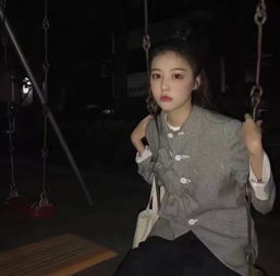 短发女生