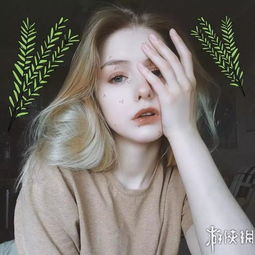 俄罗斯小姐姐长着一副精致娃娃脸人美声甜完美身材