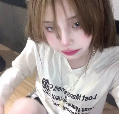 深夜emo女生头像