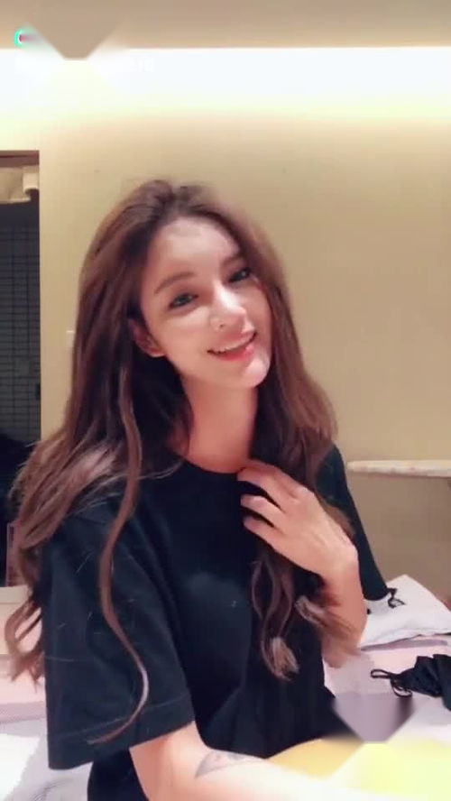 不仅仅是喜欢美女姐姐外表甜美,内在豪爽霸气