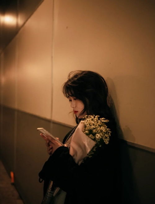 真人女生头像人间事常新,愿岁友长今