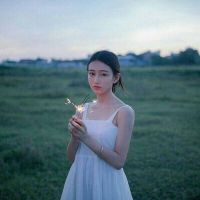 青春唯美少女学院风头像逃不过此间少年