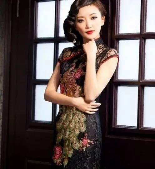 50张勾魂旗袍照,中国女子的传统美,养眼