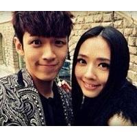 求这个图柯震东旁边的女生叫什么名字