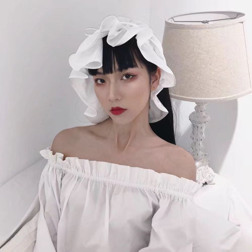 人间本不该令我这么惊喜的但是你来了森系清新性感迷人女生头像