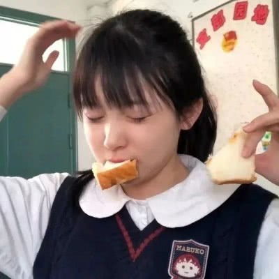 初中课间操,女孩子自以为很土的3表现,隔壁校草加个qq呗