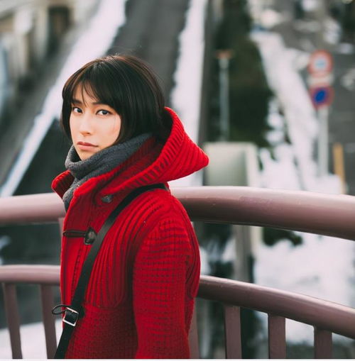 美女绘本作家想当男人嫁第三性别老公后,不像夫妻像母子