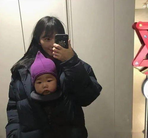 忧郁的小眼神浑圆的小肚子这个韩国小女孩也太直击灵魂了吧